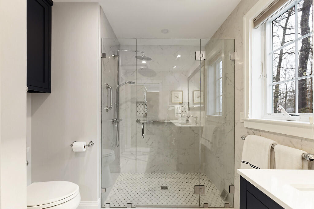 Brunswick, Maine, 04011, United States, 3 Bedrooms Bedrooms, ,4 BathroomsBathrooms,Residential,Active,2029713