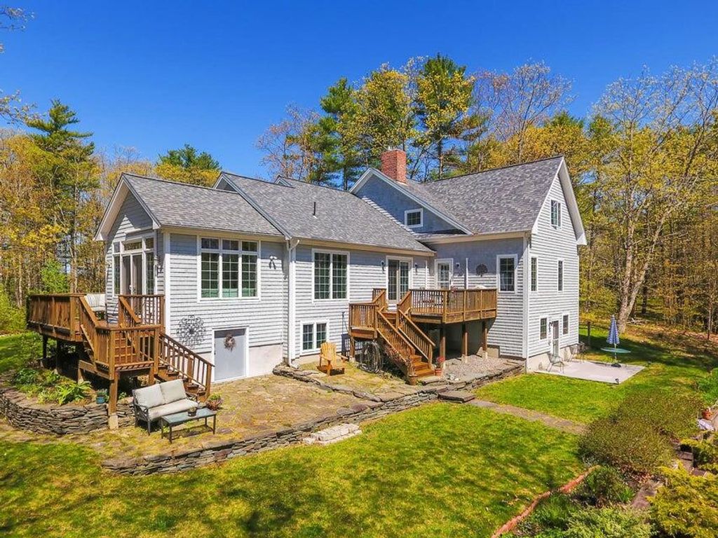 Photo of 44 Island View Lane, Brunswick, ME 04011 (MLS # 1655214)