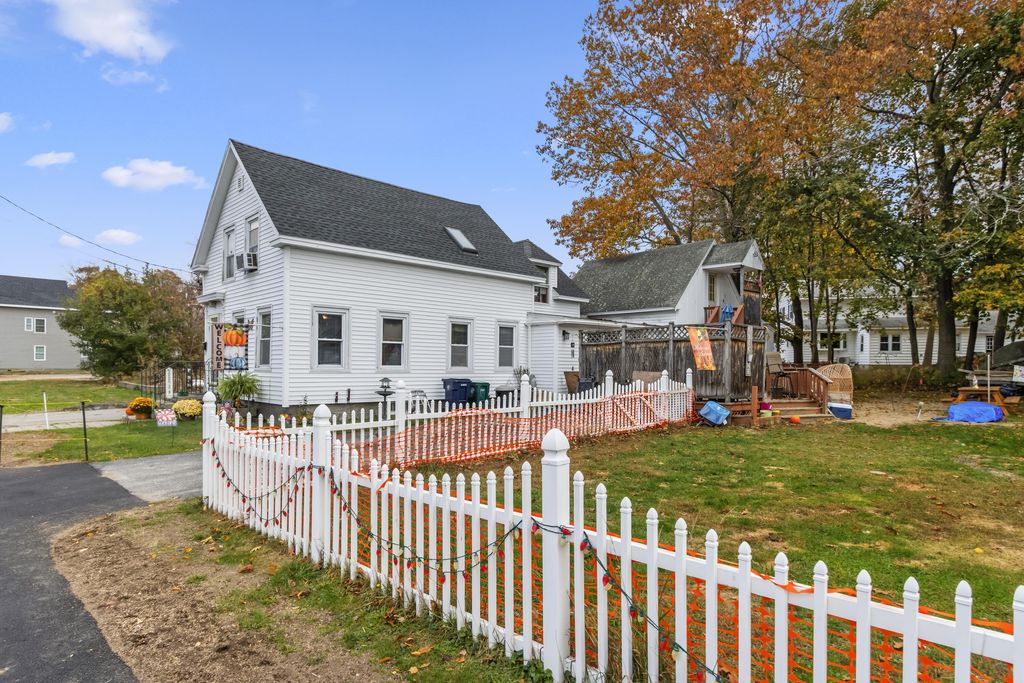 Photo of 155 Hill Street, Biddeford, ME 04005 (MLS # 1643039)