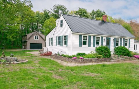 Photo of 417 Sanford Road, Wells, ME 04090 (MLS # 1659602)