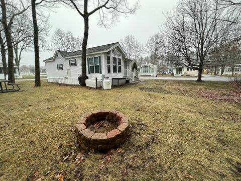 Photo of 23 College Drive #527, Wells, ME 04090 (MLS # 1656428)