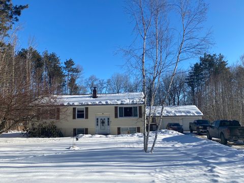Photo of 41 Crescent Street, Skowhegan, ME 04976 (MLS # 1651213)