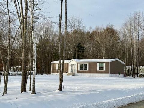 Photo of 25 N Greenridge Heights, Oakland, ME 04963 (MLS # 1646981)