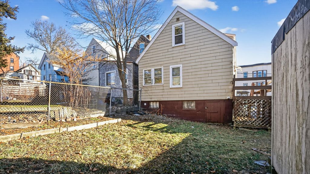 Photo of 21 Madison Street, Portland, ME 04101 (MLS # 1649632)