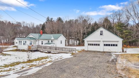 Photo of 905 Wiscasset Road, Pittston, ME 04345 (MLS # 1649693)