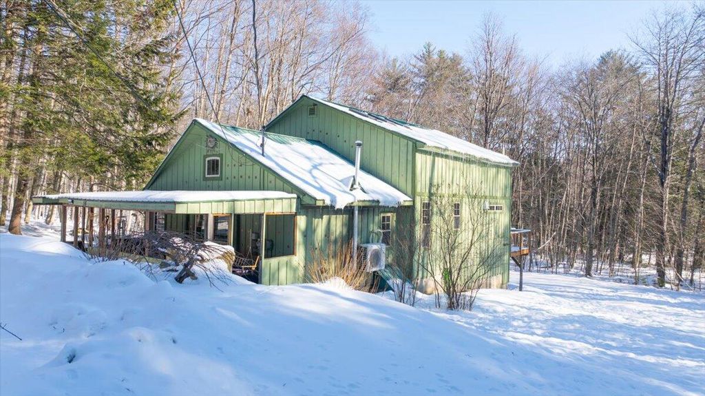 Photo of 16 Trillium Estates, Rome, ME 04963 (MLS # 1650332)