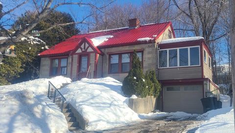 Photo of 31 Oak Street, Presque Isle, ME 04769 (MLS # 1651922)