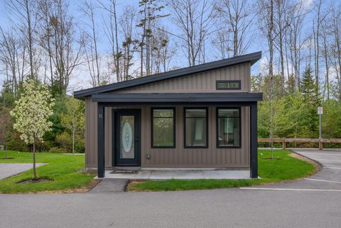Photo of 15 Canter Way #4, Scarborough, ME 04074 (MLS # 1663328)
