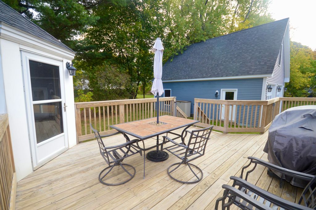 Photo of 48 Harlow Street, Brewer, ME 04412 (MLS # 1642072)
