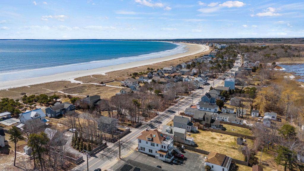 Photo of 9 E Grand Avenue #12, Scarborough, ME 04074 (MLS # 1656666)