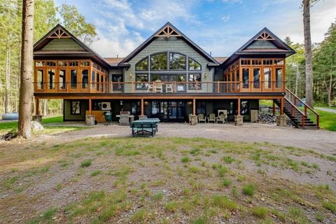 Photo of 148 Meadowbrook Lane, Naples, ME 04055 (MLS # 1657283)