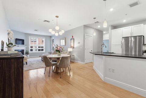Photo of 22 Hancock Street #201, Portland, ME 04101 (MLS # 1661977)