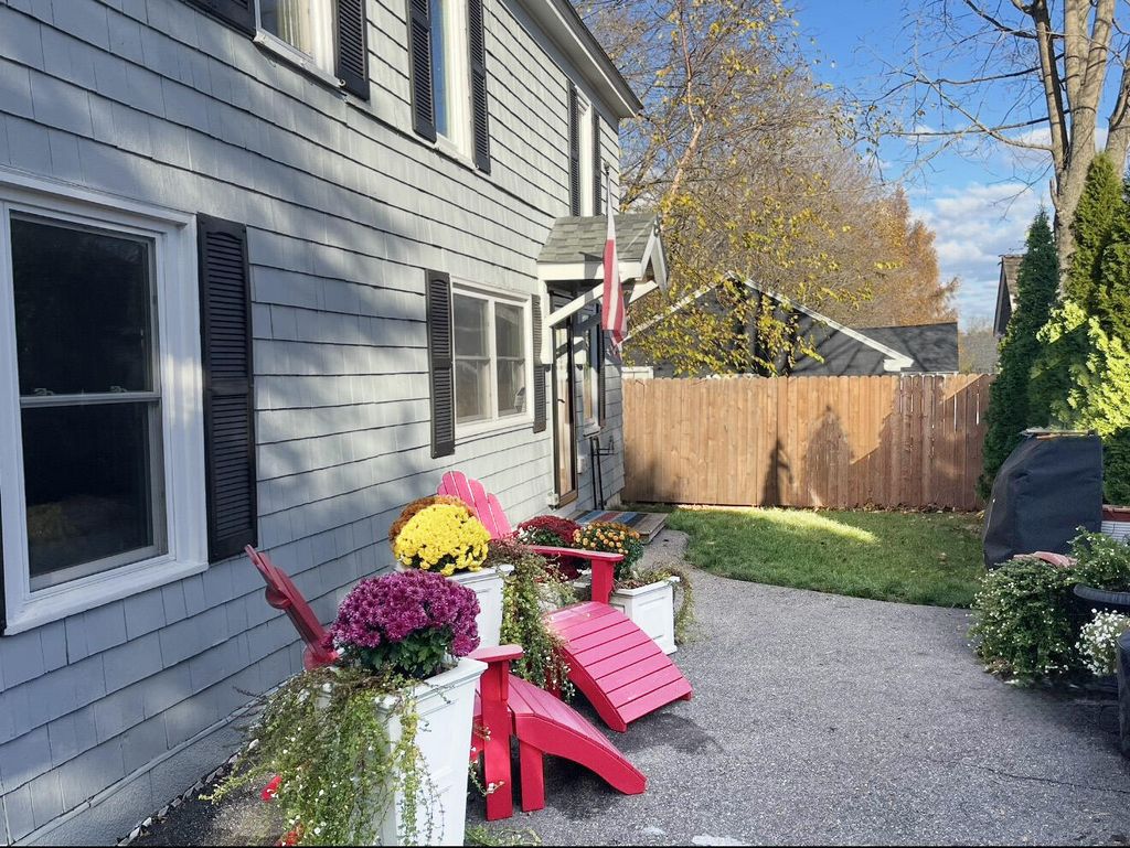 Photo of 2 Cross Street, Kennebunk, ME 04043 (MLS # 1644485)