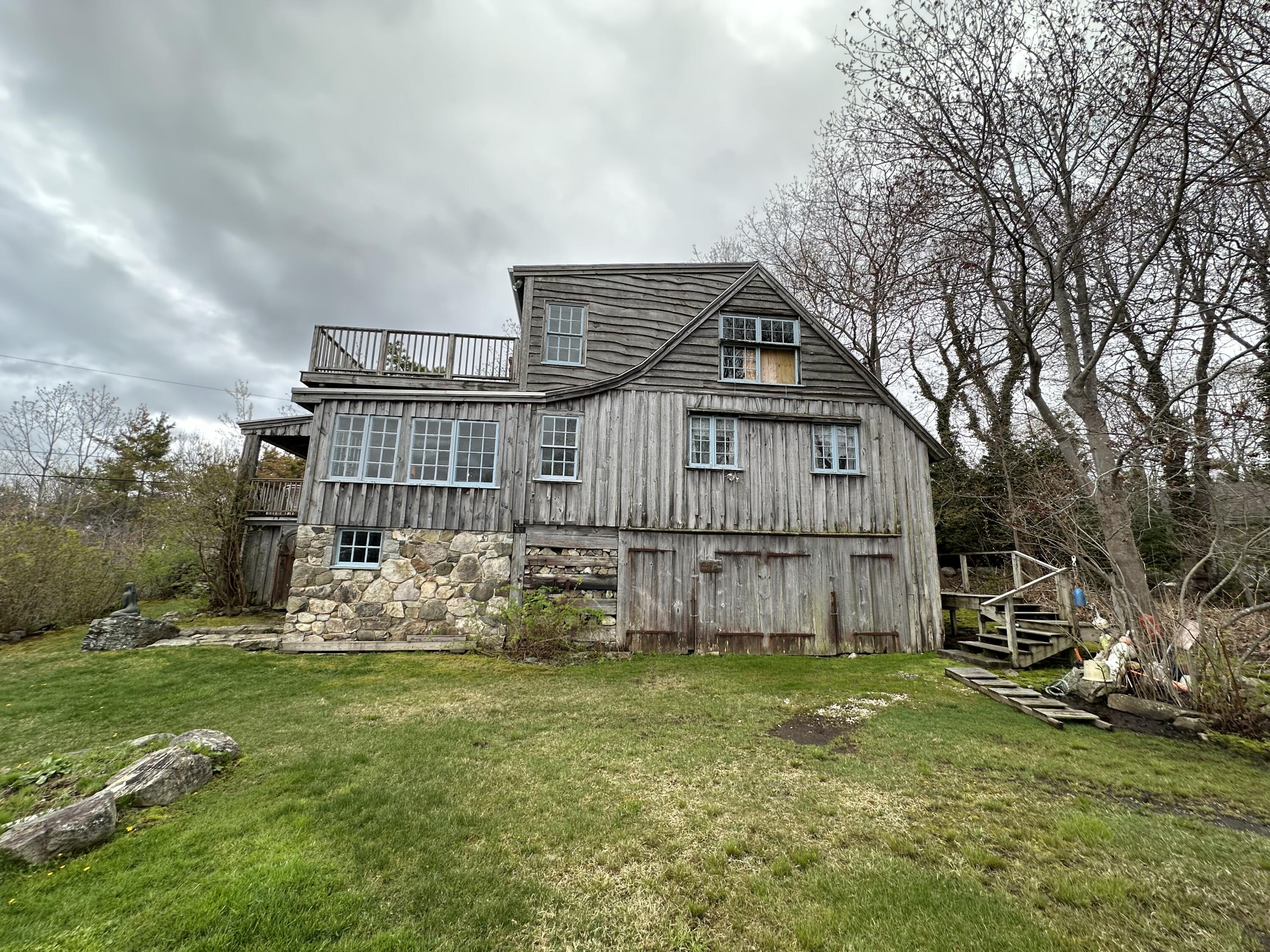 41 Circuit Road