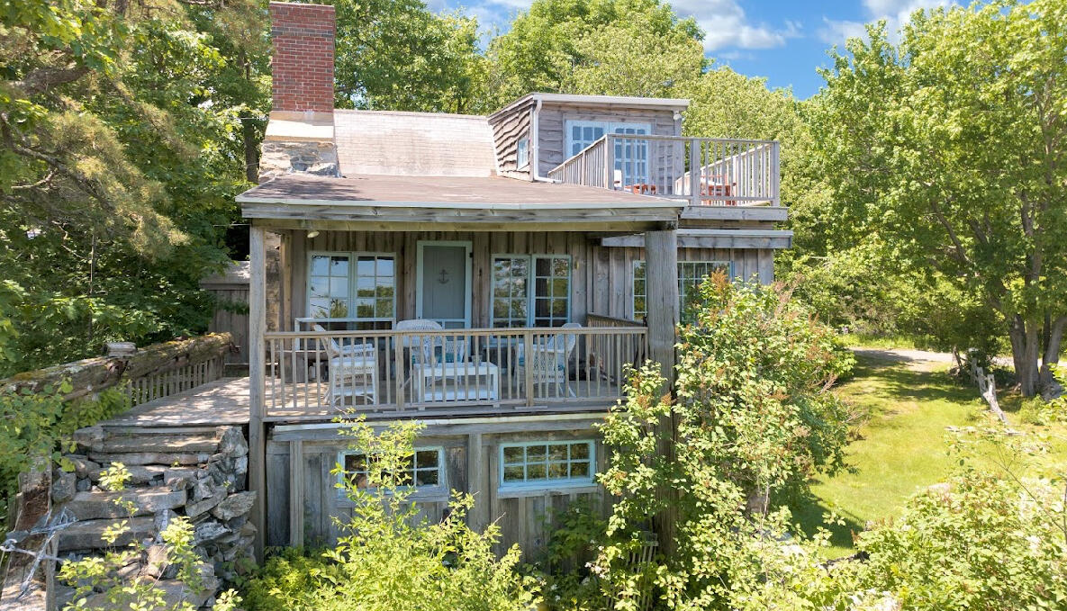 41 Circuit Road
