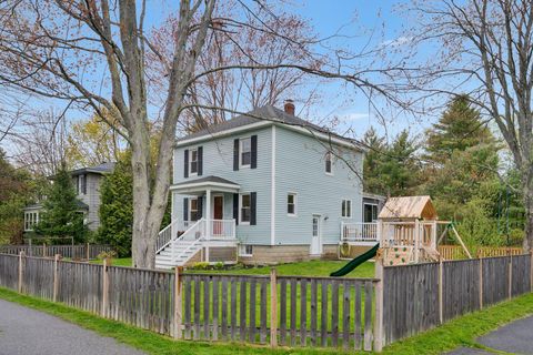 Photo of 111 Virginia Street, Portland, ME 04103 (MLS # 1662459)