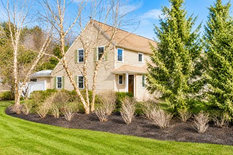 Photo of 2 Lexington Drive #2, Kennebunk, ME 04043 (MLS # 1654137)