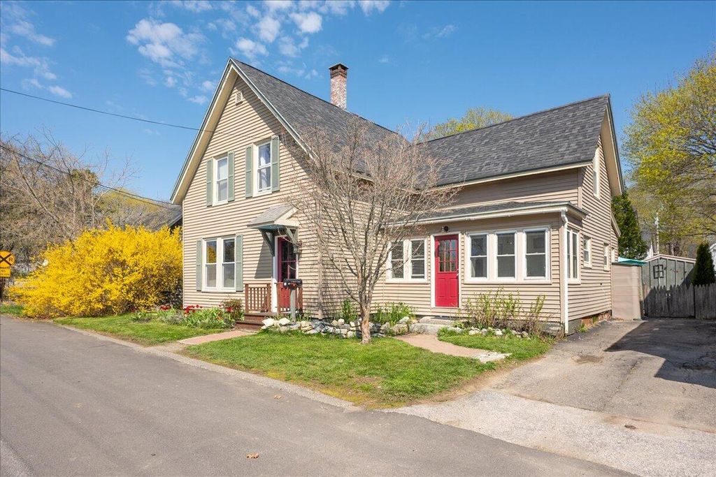 Photo of 15 Berkley Street, Rockland, ME 04841 (MLS # 1661571)