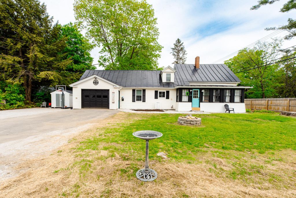 Photo of 154 Greenwood Avenue, Farmington, ME 04938 (MLS # 1624671)