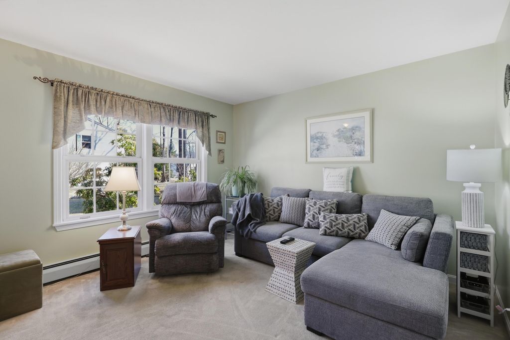 Photo of 14 Hill Creek Drive, Kittery, ME 03904 (MLS # 1657289)