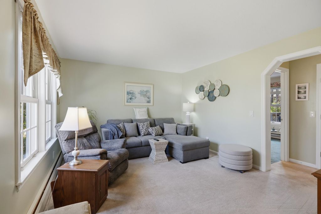Photo of 14 Hill Creek Drive, Kittery, ME 03904 (MLS # 1657289)