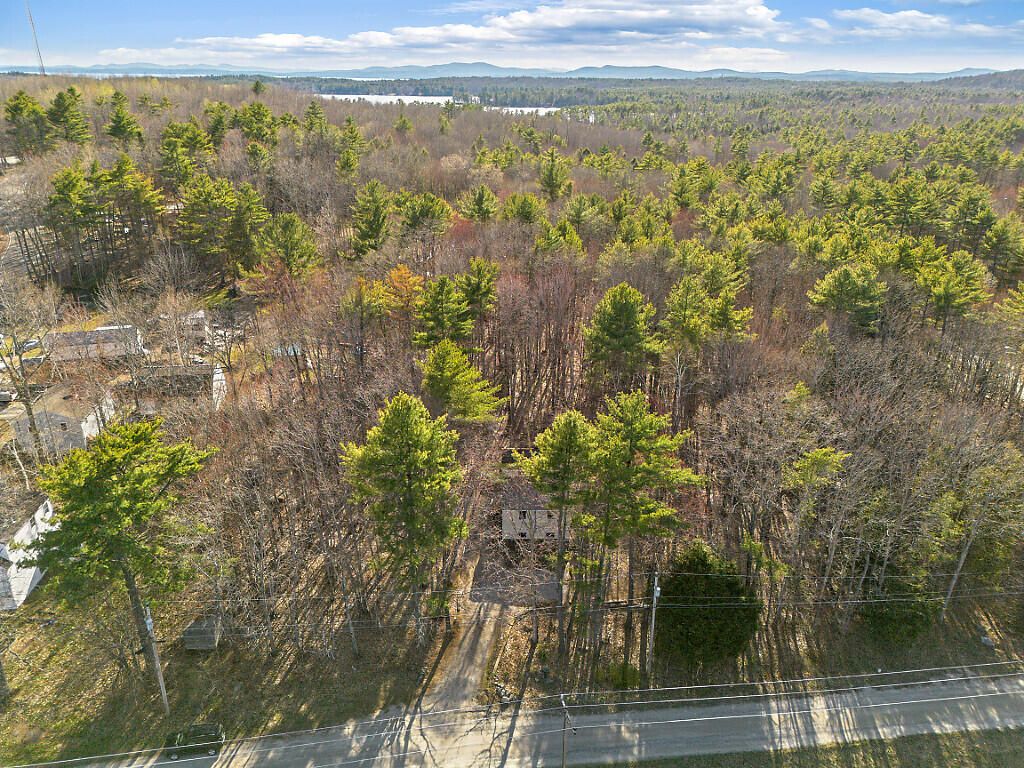 Photo of 6 Lookout Lane, Raymond, ME 04071 (MLS # 1660154)
