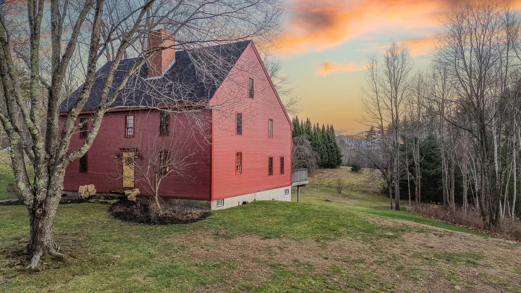 York, Maine 03909, United States, 3 Bedrooms Bedrooms, ,3 BathroomsBathrooms,Residential,Active,97053