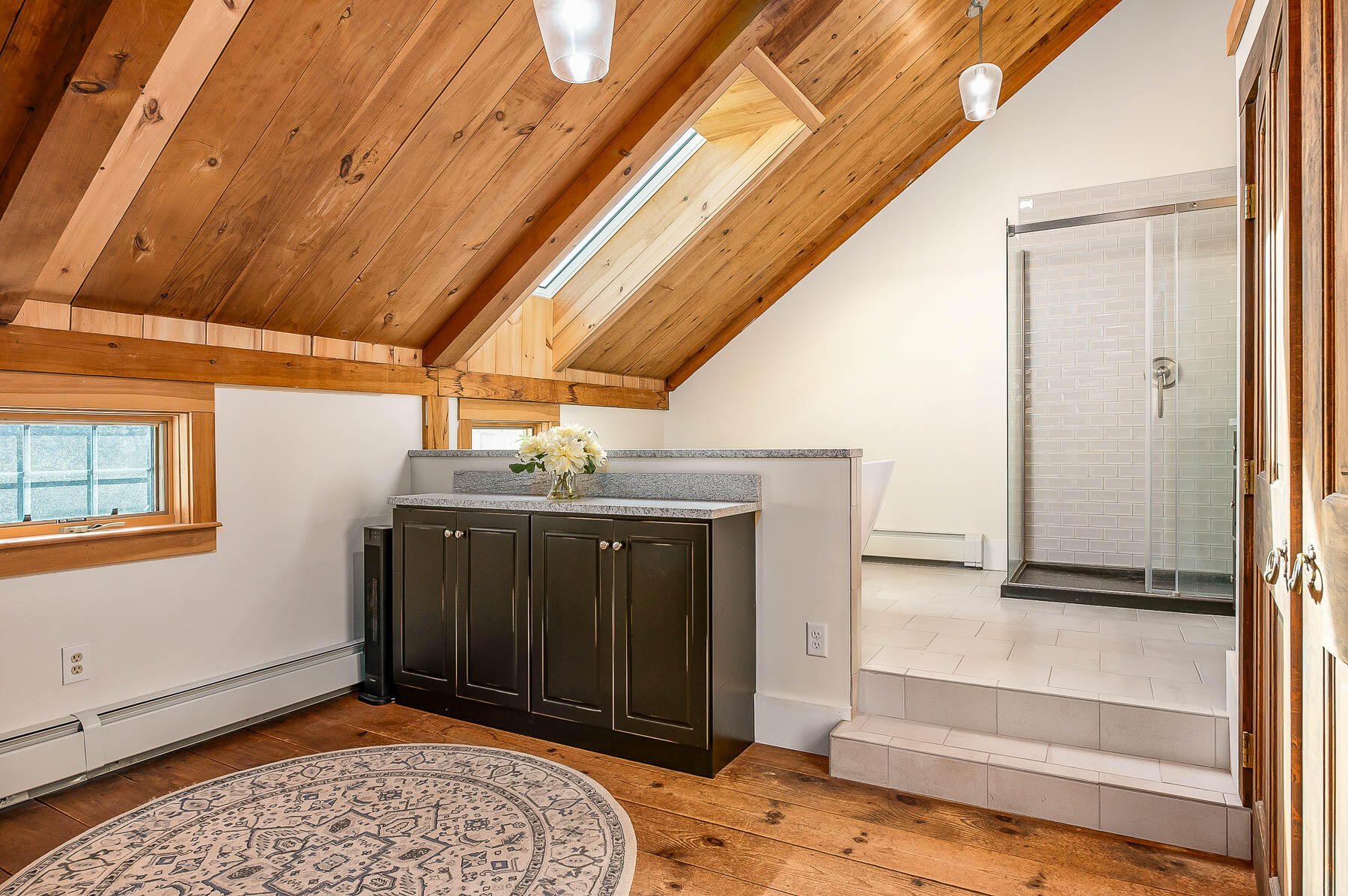 York, Maine 03909, United States, 3 Bedrooms Bedrooms, ,3 BathroomsBathrooms,Residential,Active,97053