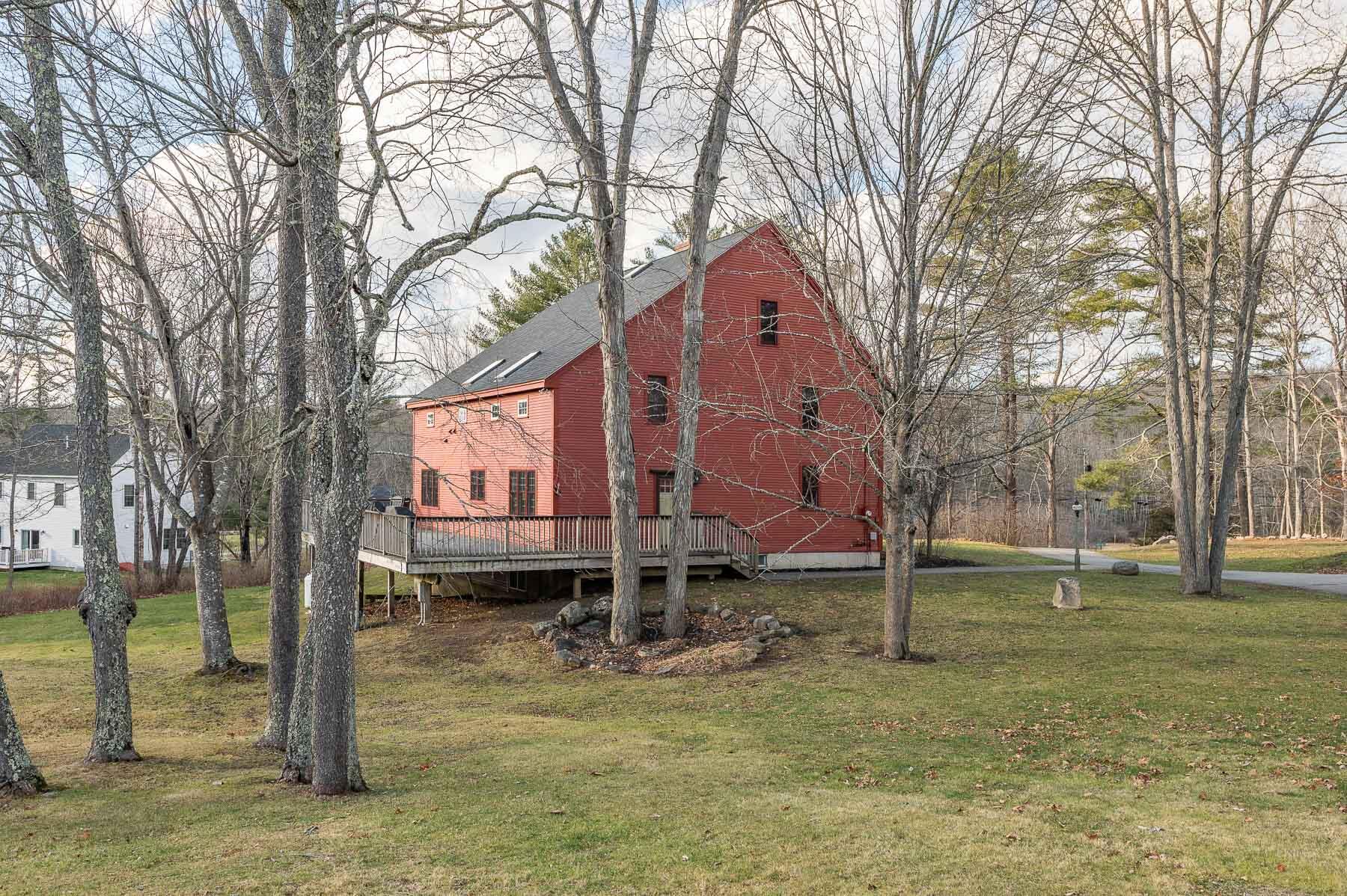 York, Maine 03909, United States, 3 Bedrooms Bedrooms, ,3 BathroomsBathrooms,Residential,Active,97053