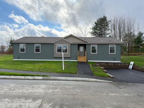 Photo of 2 Baxter Boulevard, Biddeford, ME 04005 (MLS # 1647234)