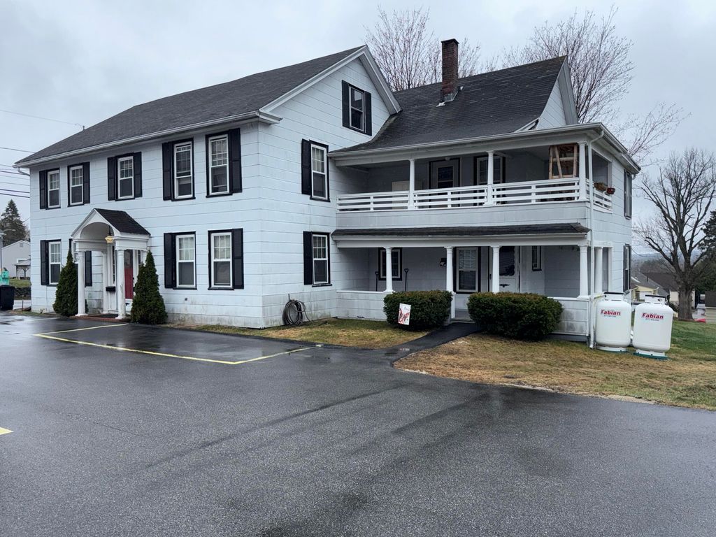 Photo of 326 South Avenue, Lewiston, ME 04240 (MLS # 1659803)