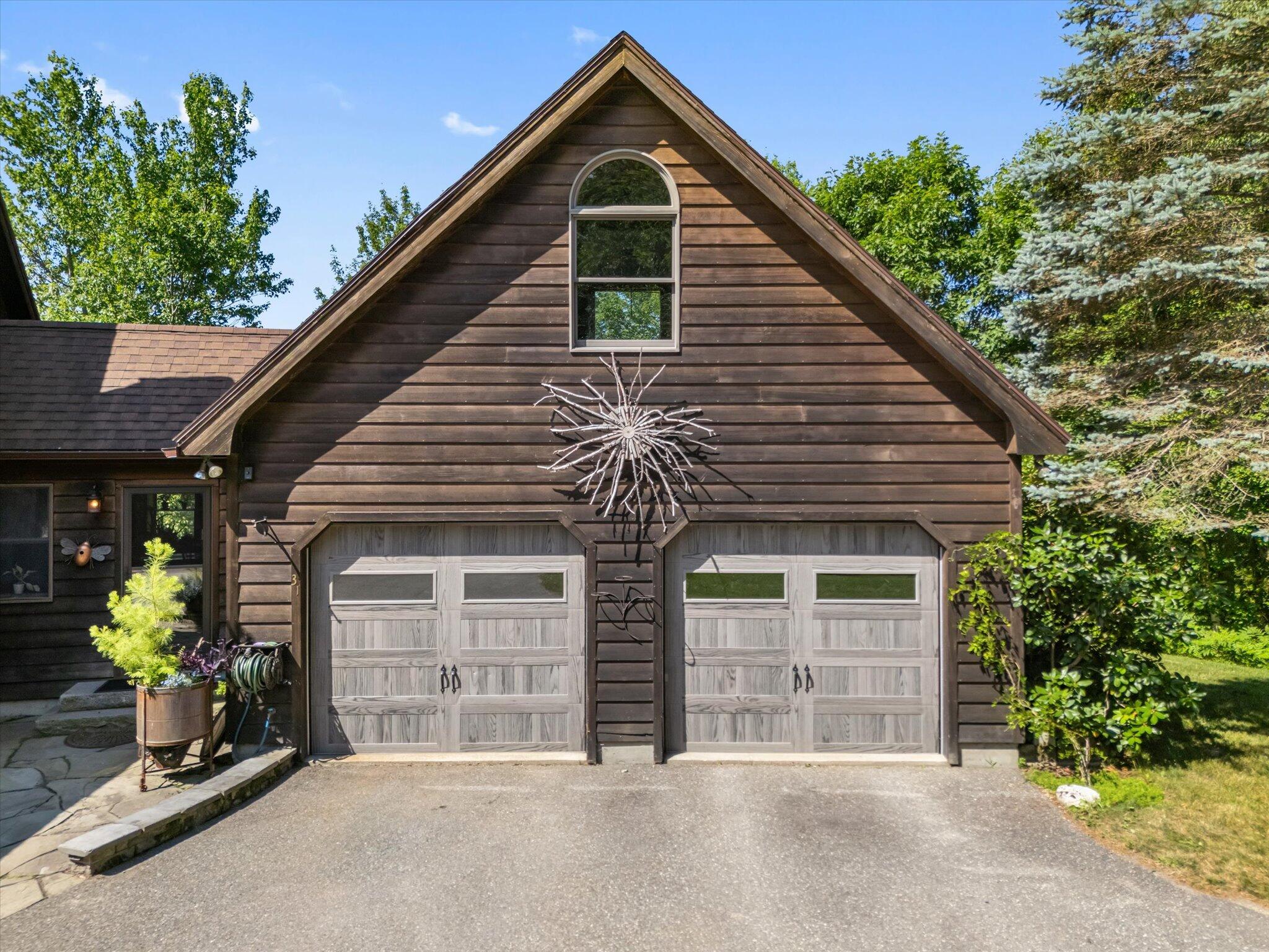 Ellsworth, Maine 04605, United States, 4 Bedrooms Bedrooms, ,3 BathroomsBathrooms,Residential,Active,175608