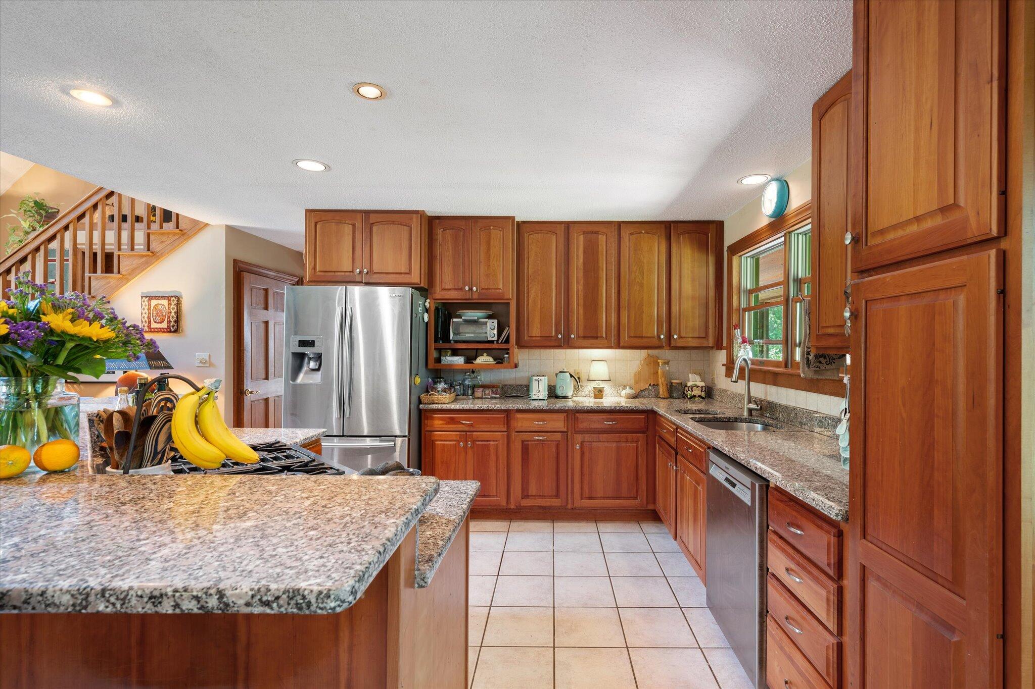 Ellsworth, Maine 04605, United States, 4 Bedrooms Bedrooms, ,3 BathroomsBathrooms,Residential,Active,175608