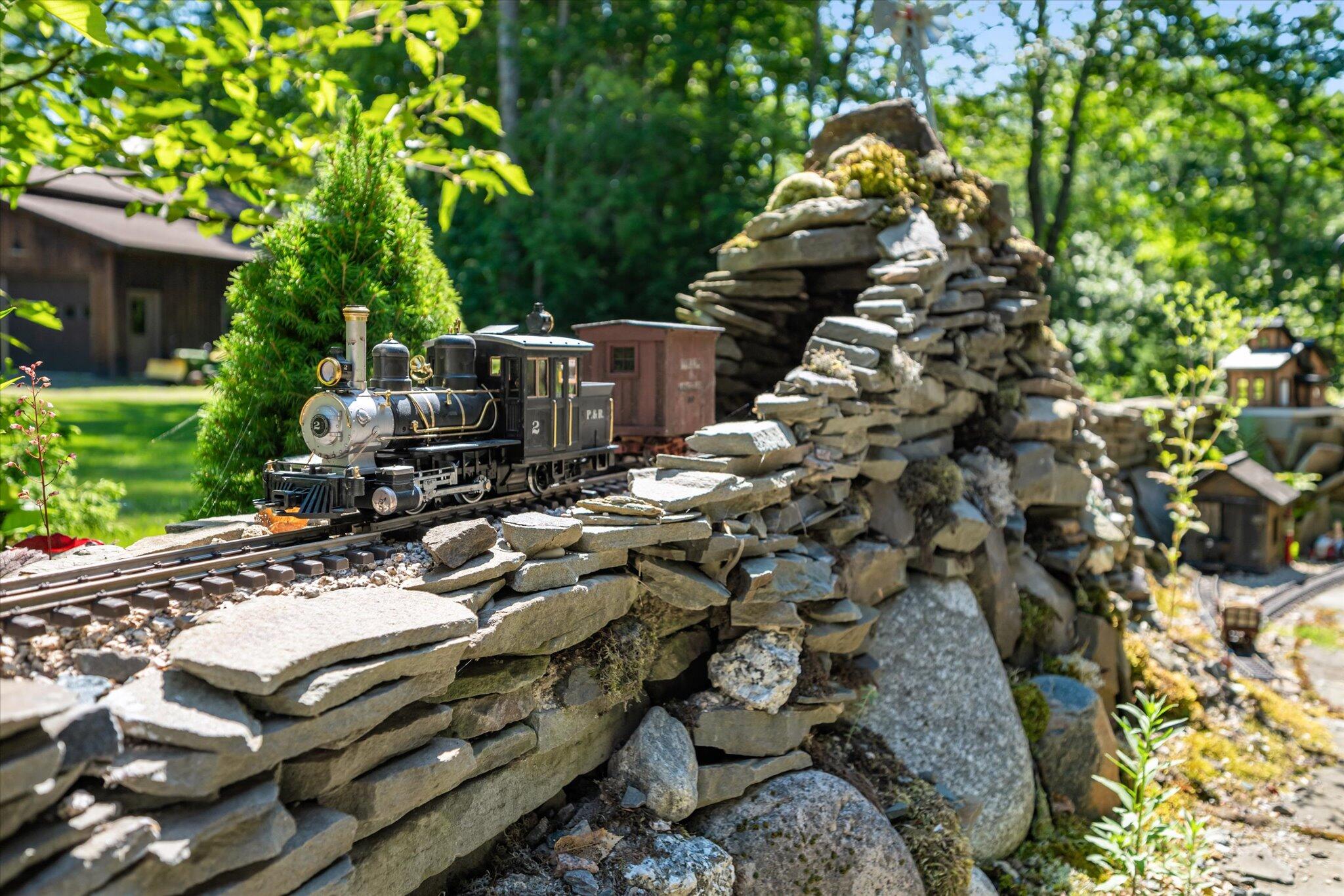 Ellsworth, Maine 04605, United States, 4 Bedrooms Bedrooms, ,3 BathroomsBathrooms,Residential,Active,175608