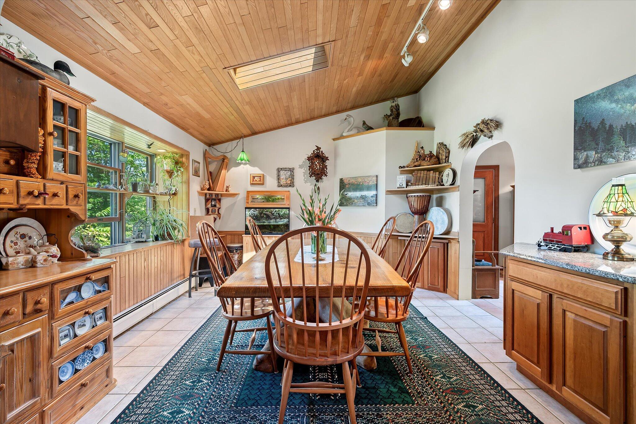 Ellsworth, Maine 04605, United States, 4 Bedrooms Bedrooms, ,3 BathroomsBathrooms,Residential,Active,175608