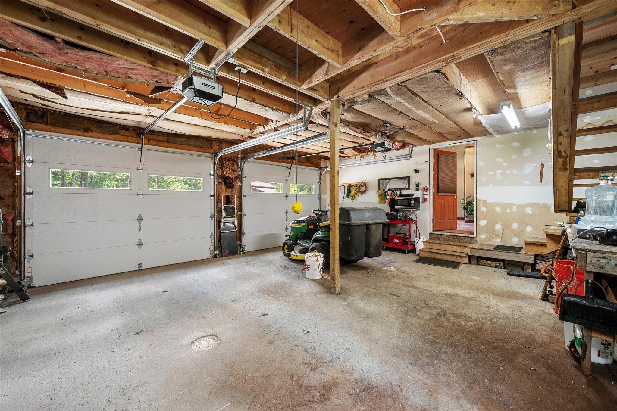 Ellsworth, Maine 04605, United States, 4 Bedrooms Bedrooms, ,3 BathroomsBathrooms,Residential,Active,175608