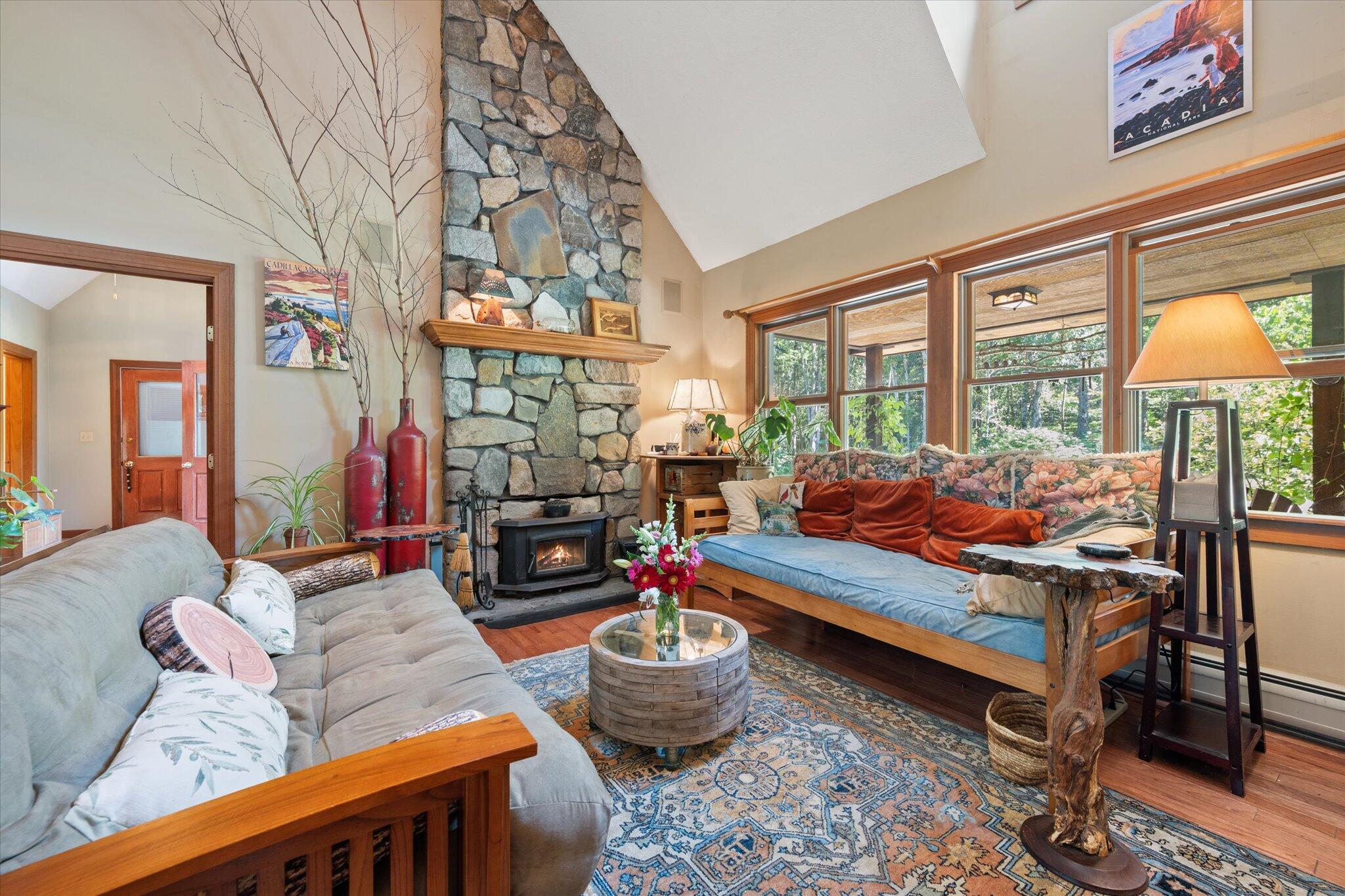 Ellsworth, Maine 04605, United States, 4 Bedrooms Bedrooms, ,3 BathroomsBathrooms,Residential,Active,175608