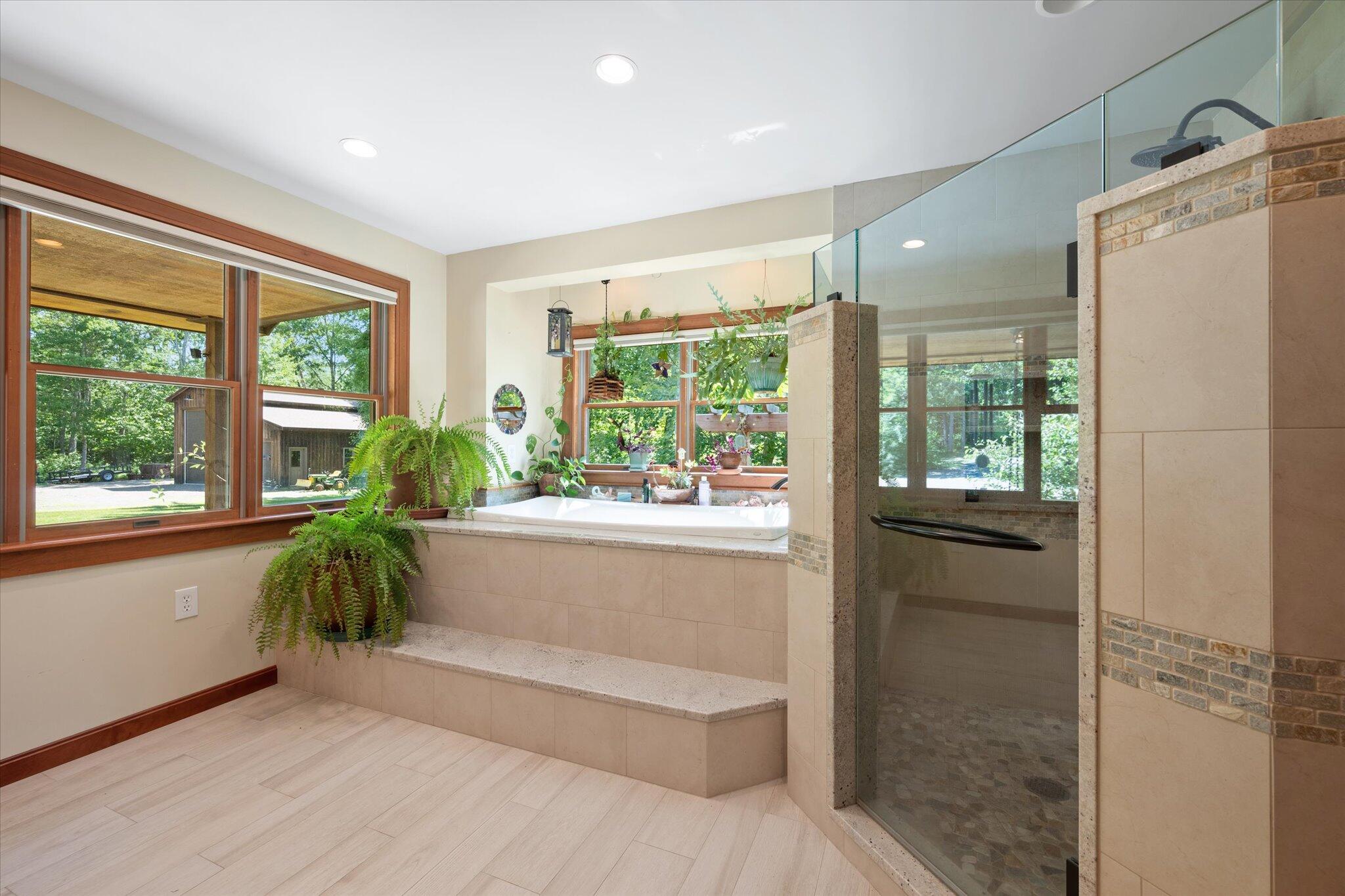 Ellsworth, Maine 04605, United States, 4 Bedrooms Bedrooms, ,3 BathroomsBathrooms,Residential,Active,175608