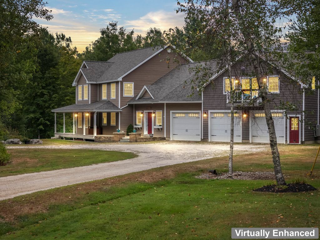 Photo of 207 N Auburn Road, Auburn, ME 04210 (MLS # 1636602)