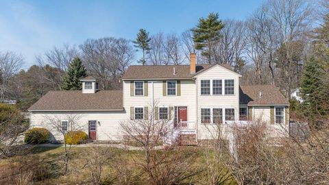Photo of 2 Courtlynn Circle, Saco, ME 04072 (MLS # 1657564)