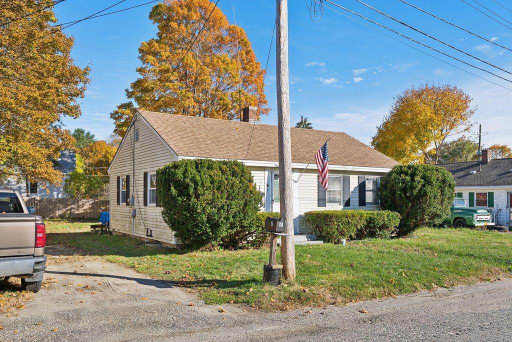 Photo of 7 Tower Circle, Bath, ME 04530 (MLS # 1642280)