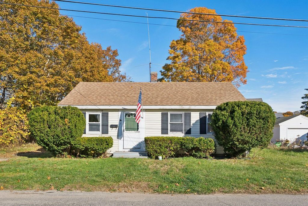 Photo of 7 Tower Circle, Bath, ME 04530 (MLS # 1642280)