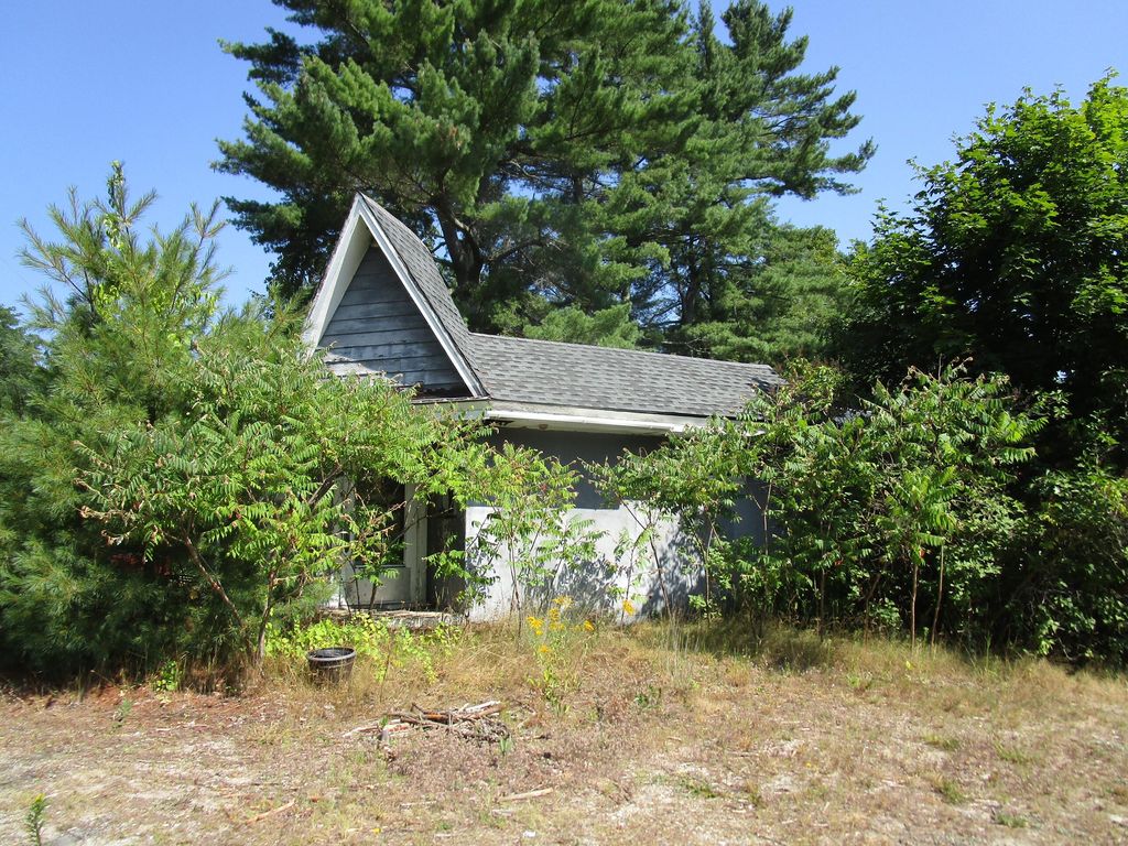 Photo of 759 Lake Street, Auburn, ME 04210 (MLS # 1634686)