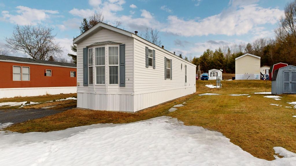 Photo of 10 Sarah Avenue, Lewiston, ME 04240 (MLS # 1654059)