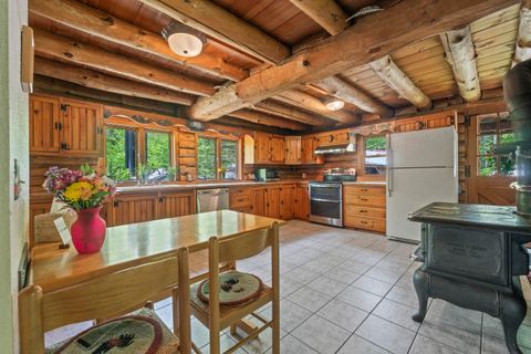 MLS: 1590771