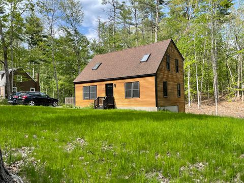 Photo of 669 New Dam Road, Waterboro, ME 04061 (MLS # 1662901)