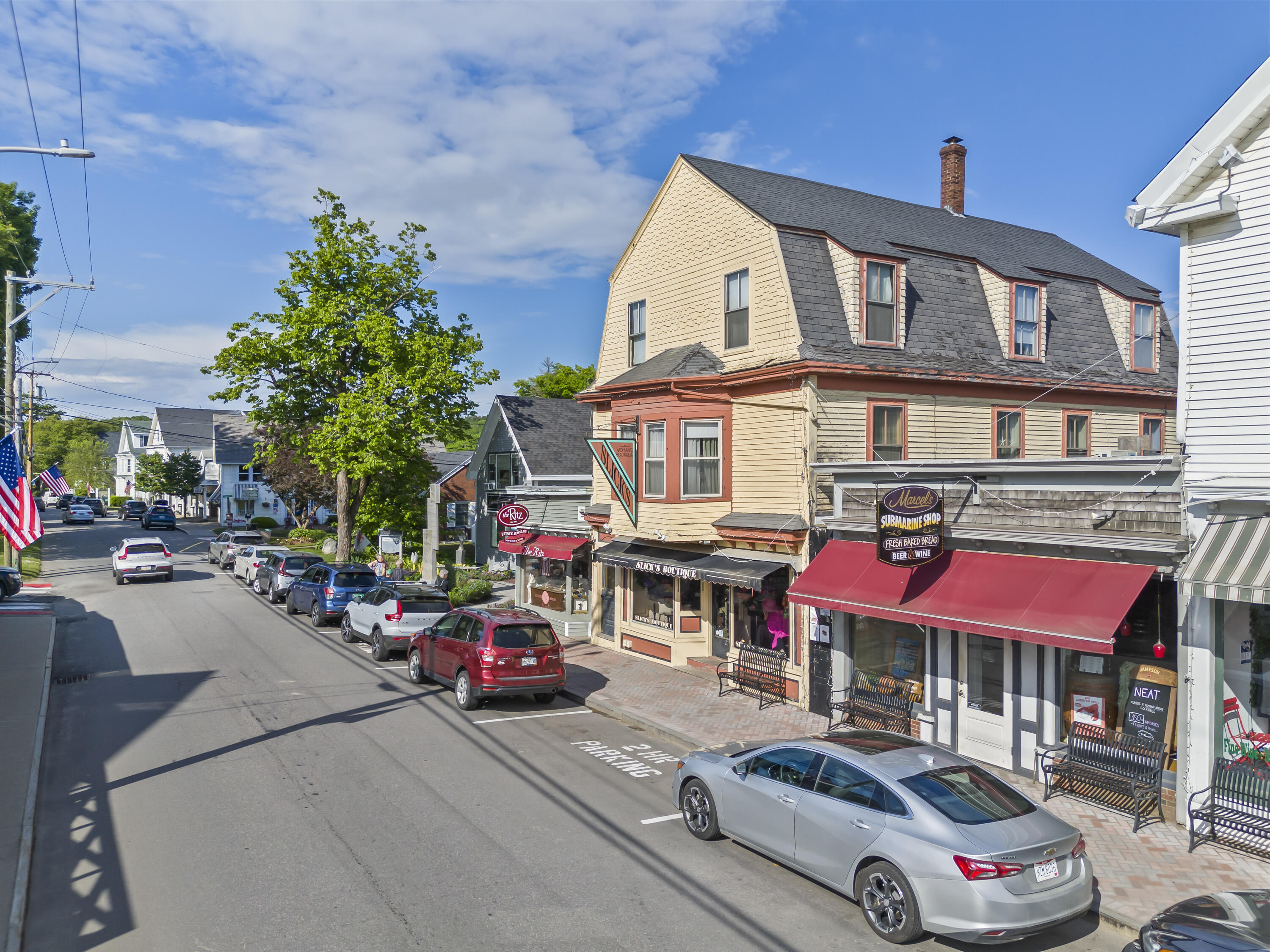 27 Townsend Avenue