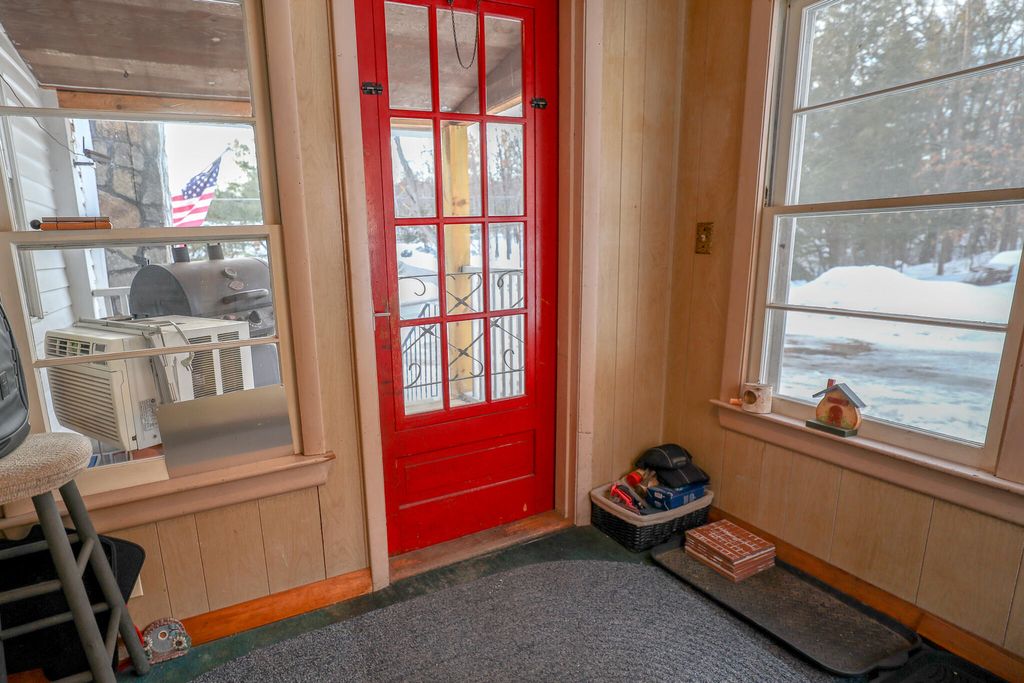 Photo of 235 Highland Terrace, Mexico, ME 04257 (MLS # 1552203)