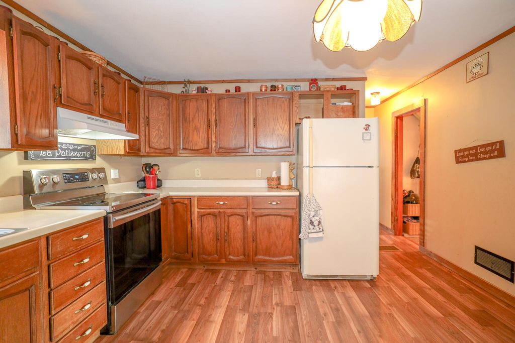 Photo of 235 Highland Terrace, Mexico, ME 04257 (MLS # 1552203)