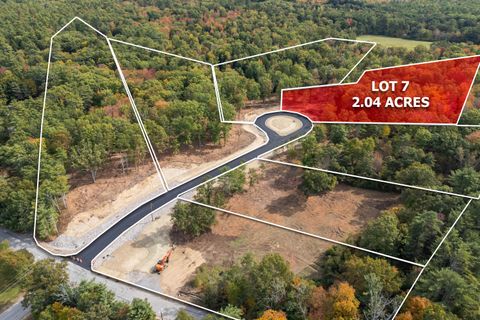 Photo of TBD Ridge Terrace #Lot 7, North Berwick, ME 03906 (MLS # 1658466)